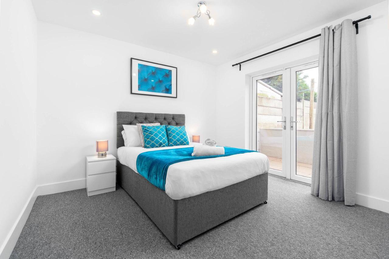 5 Bedroom House - 10 Guests - Multiple Off Street Parking - Garden - Smart Tv - Wifi - Contractors - Families - Groups Birmingham Exteriér fotografie