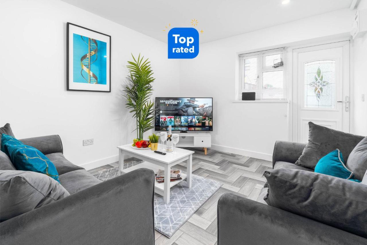 5 Bedroom House - 10 Guests - Multiple Off Street Parking - Garden - Smart Tv - Wifi - Contractors - Families - Groups Birmingham Exteriér fotografie