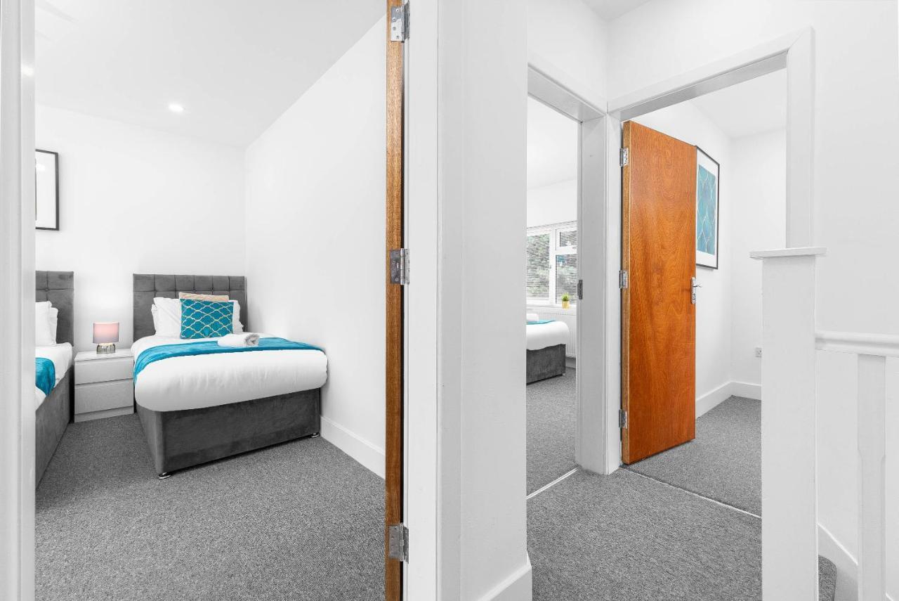 5 Bedroom House - 10 Guests - Multiple Off Street Parking - Garden - Smart Tv - Wifi - Contractors - Families - Groups Birmingham Exteriér fotografie