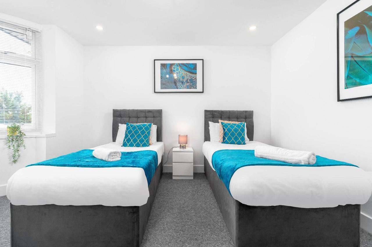 5 Bedroom House - 10 Guests - Multiple Off Street Parking - Garden - Smart Tv - Wifi - Contractors - Families - Groups Birmingham Exteriér fotografie