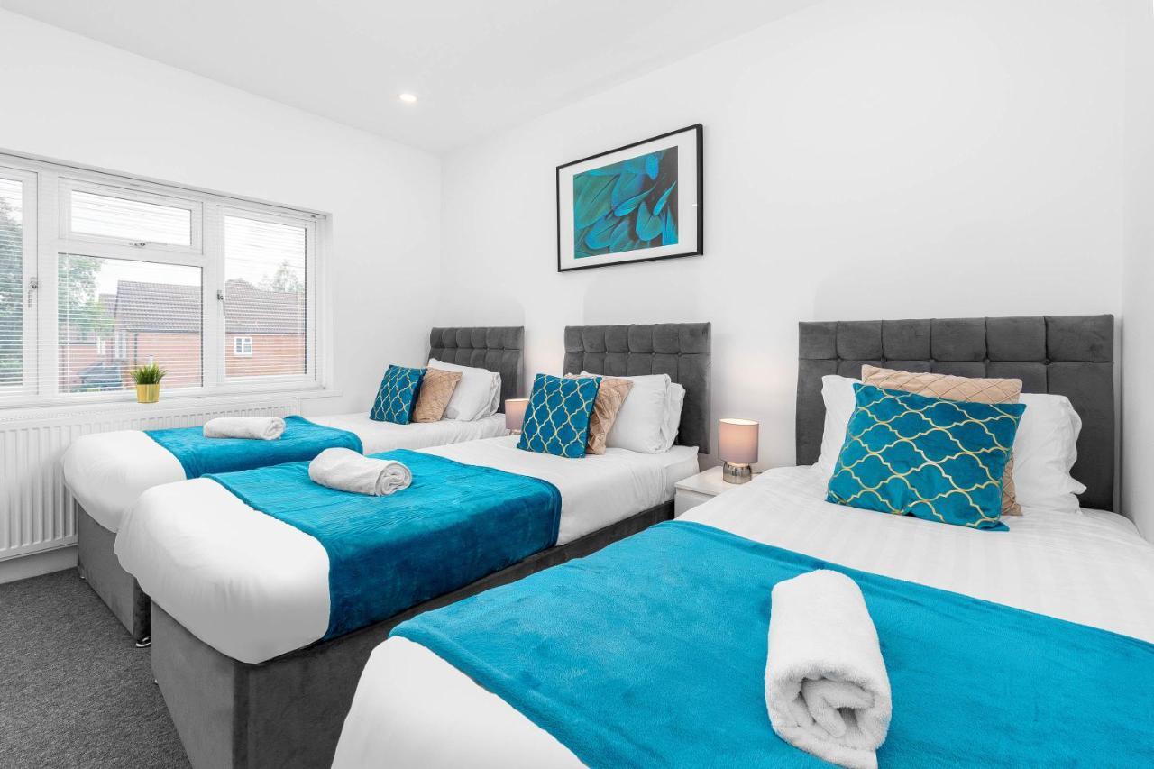 5 Bedroom House - 10 Guests - Multiple Off Street Parking - Garden - Smart Tv - Wifi - Contractors - Families - Groups Birmingham Exteriér fotografie