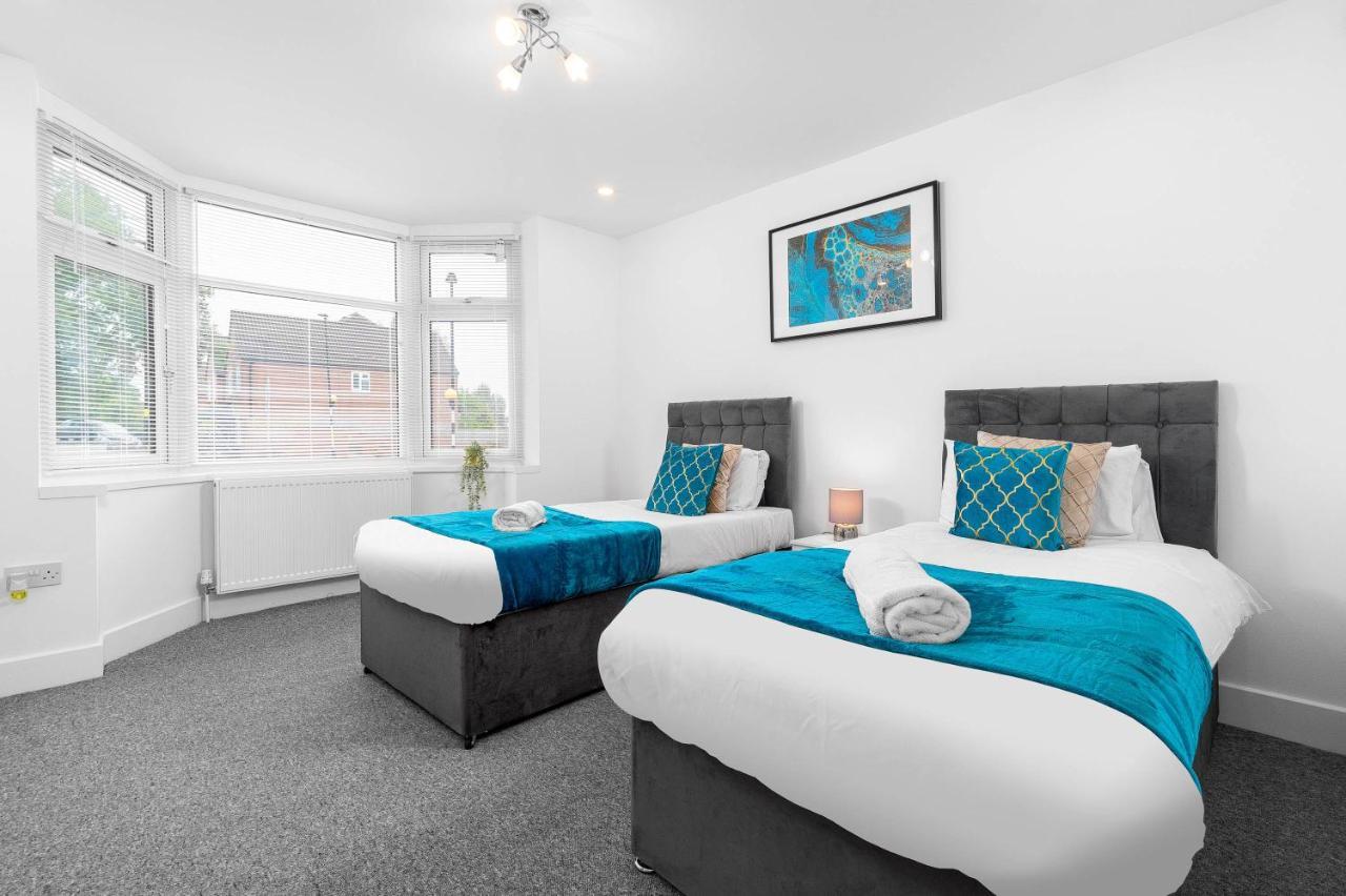 5 Bedroom House - 10 Guests - Multiple Off Street Parking - Garden - Smart Tv - Wifi - Contractors - Families - Groups Birmingham Exteriér fotografie
