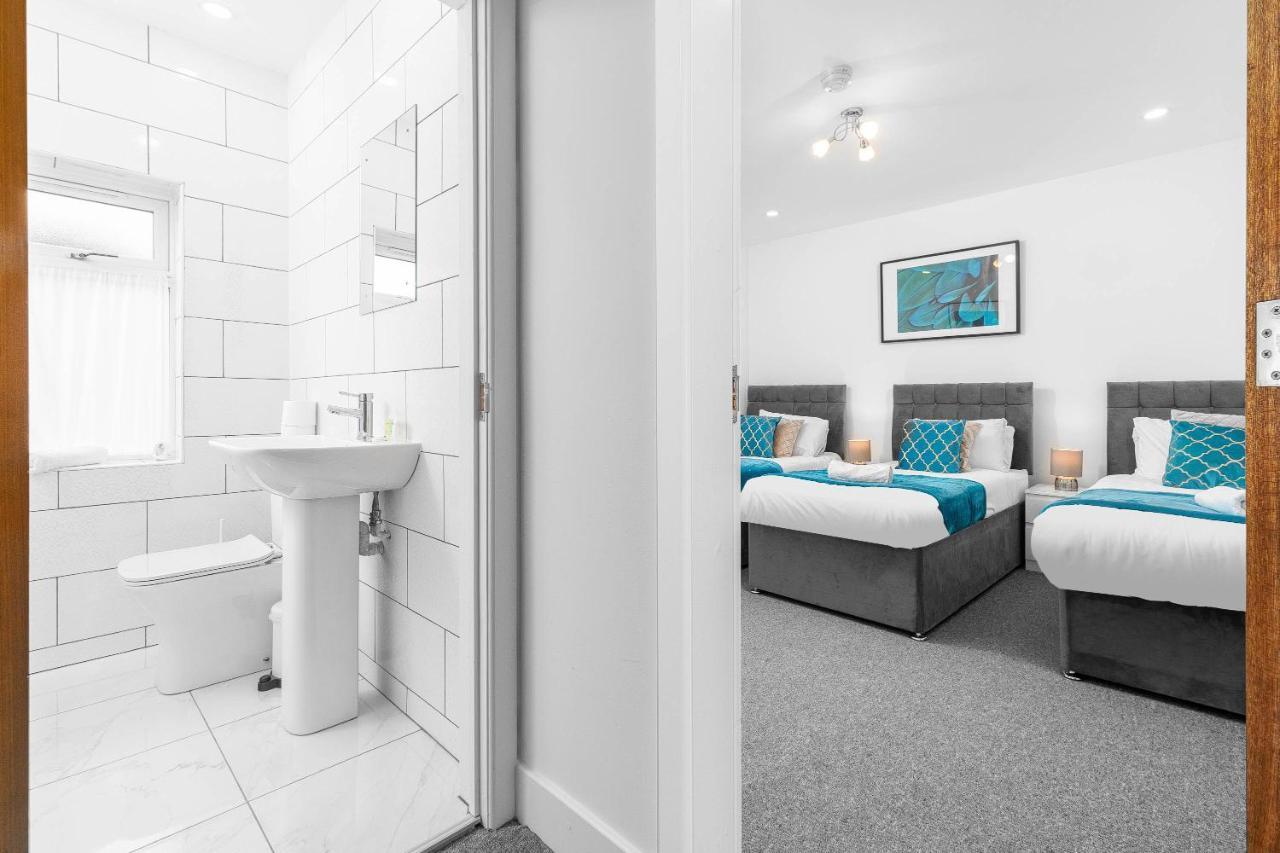 5 Bedroom House - 10 Guests - Multiple Off Street Parking - Garden - Smart Tv - Wifi - Contractors - Families - Groups Birmingham Exteriér fotografie