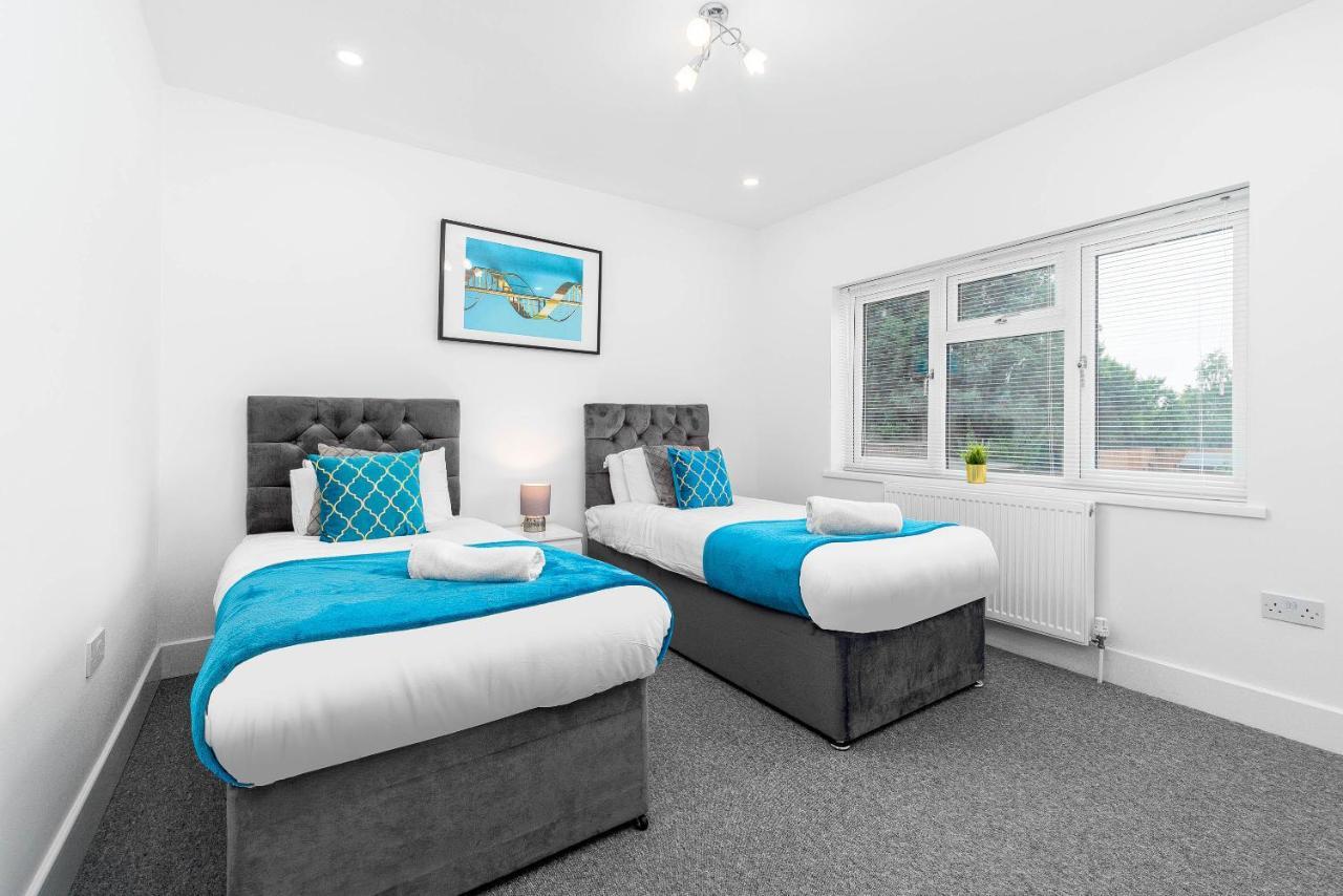 5 Bedroom House - 10 Guests - Multiple Off Street Parking - Garden - Smart Tv - Wifi - Contractors - Families - Groups Birmingham Exteriér fotografie