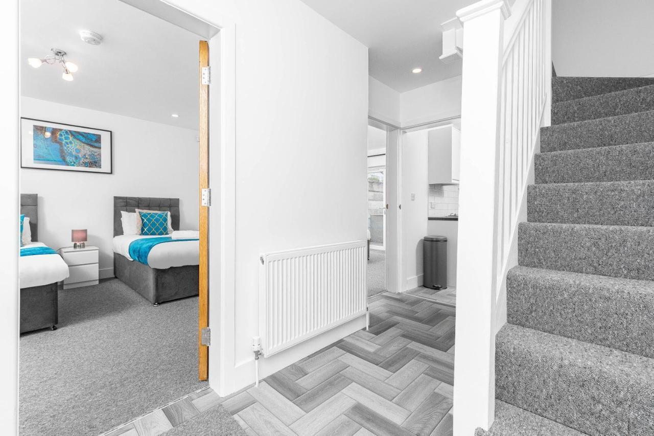 5 Bedroom House - 10 Guests - Multiple Off Street Parking - Garden - Smart Tv - Wifi - Contractors - Families - Groups Birmingham Exteriér fotografie